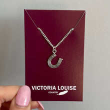 Load image into Gallery viewer, Horse Shoe Necklace